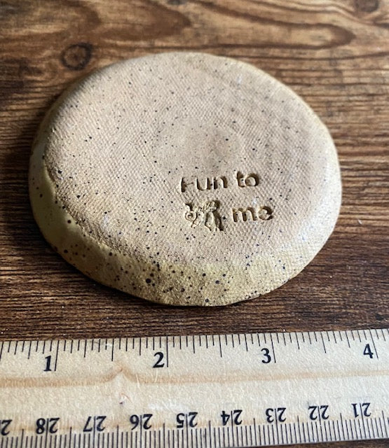 Round Honeycomb Bee Dish