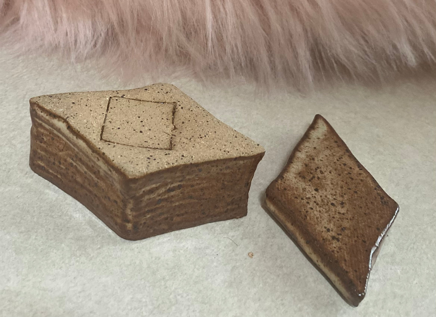 Diamond box small dark brown