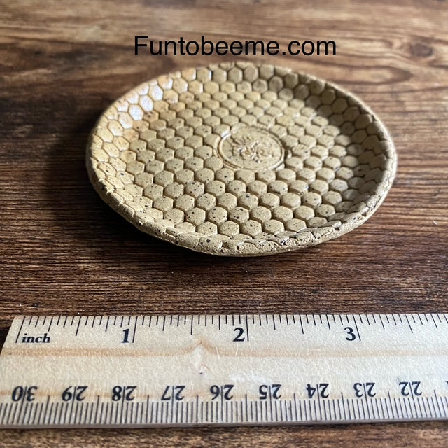 Round Honeycomb Bee Dish