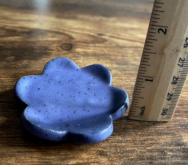 Tiny Purple Flower Dish