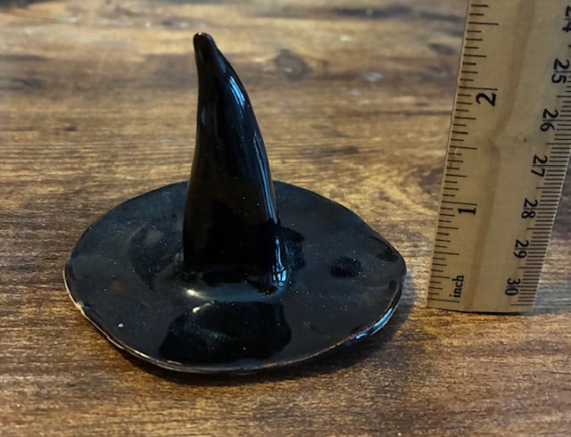 Witch Hat Ring Holder 1