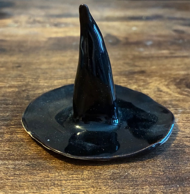 Witch Hat Ring Holder 1